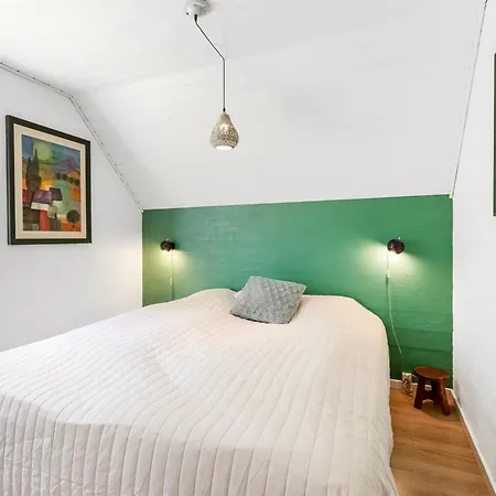 Taralyn - 1-3km From The Sea By Interhome *