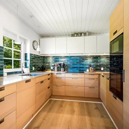 Feriehus Taralyn - 1-3km From The Sea By Interhome Bøtø By