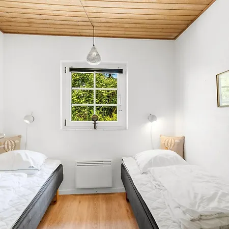 Taralyn - 1-3km From The Sea By Interhome Feriehus *